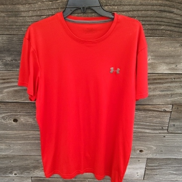 Under Armour Men's Red T-Shirt Size XL - Picture 1 of 6